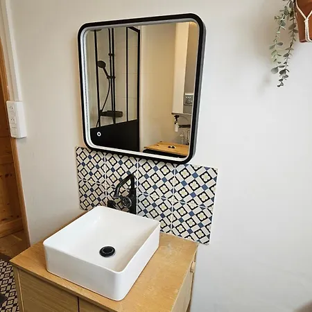 Studio Lumineux Scandinave - 4E Etage - Calme Lägenhet Arras