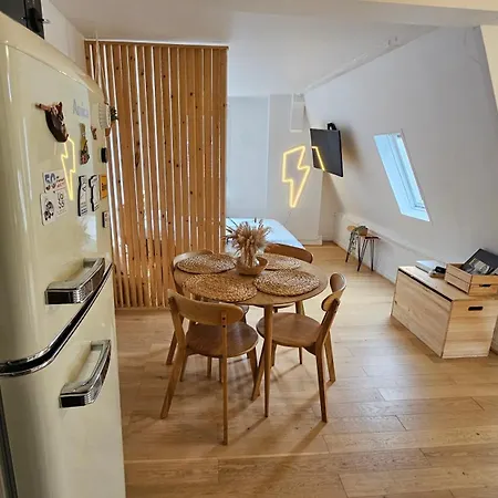 Studio Lumineux Scandinave - 4E Etage - Calme Lägenhet